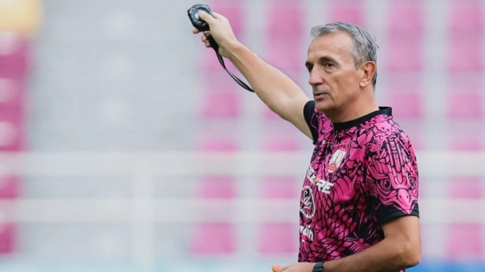 Resmi! Persis Solo Tunjuk Milomir Seslija Sebagai Pelatih Kepala
