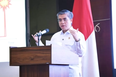 Soal UMP 2026, Menaker Sebut Indeks Alfa 0,5 hingga 0,9 Diputuskan Langsung Prabowo