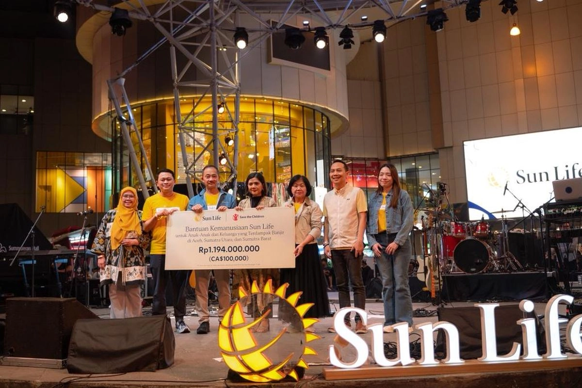 Sun Life Indonesia Salurkan Rp 1,19 Miliar untuk Pemulihan Banjir dan Longsor di Sumatera