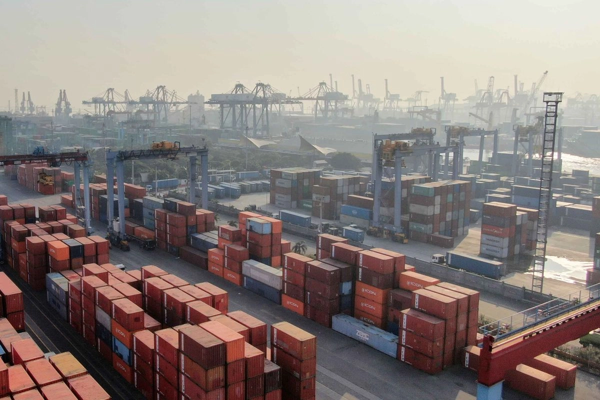 Volume Petikemas yang Ditangani Naik 13,32 Persen, IPC TPK: Indikator Arus Logistik di Pelabuhan Semakin Efisien