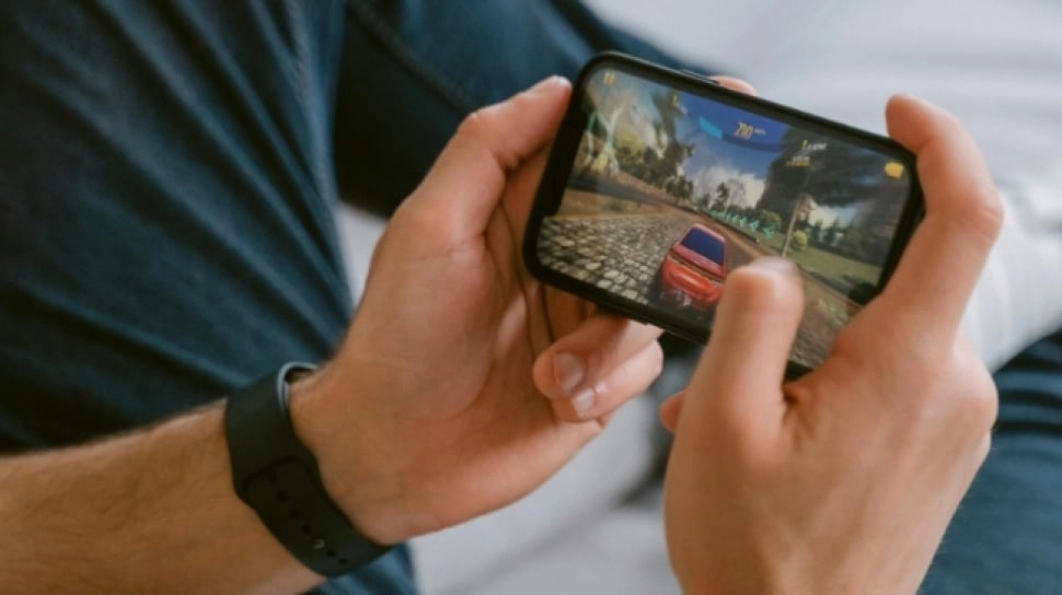 5 HP Layar AMOLED Termurah 2025, Cocok untuk Nonton dan Gaming Ringan