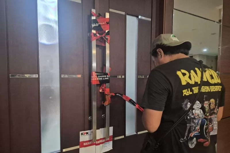 OTT di Bekasi, KPK Segel Ruang Kerja Bupati
