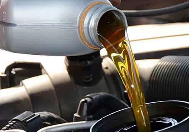 Pelumas Mobil Pakai Formula Baru Bikin Bahan Bakan Irit Hingga 20%