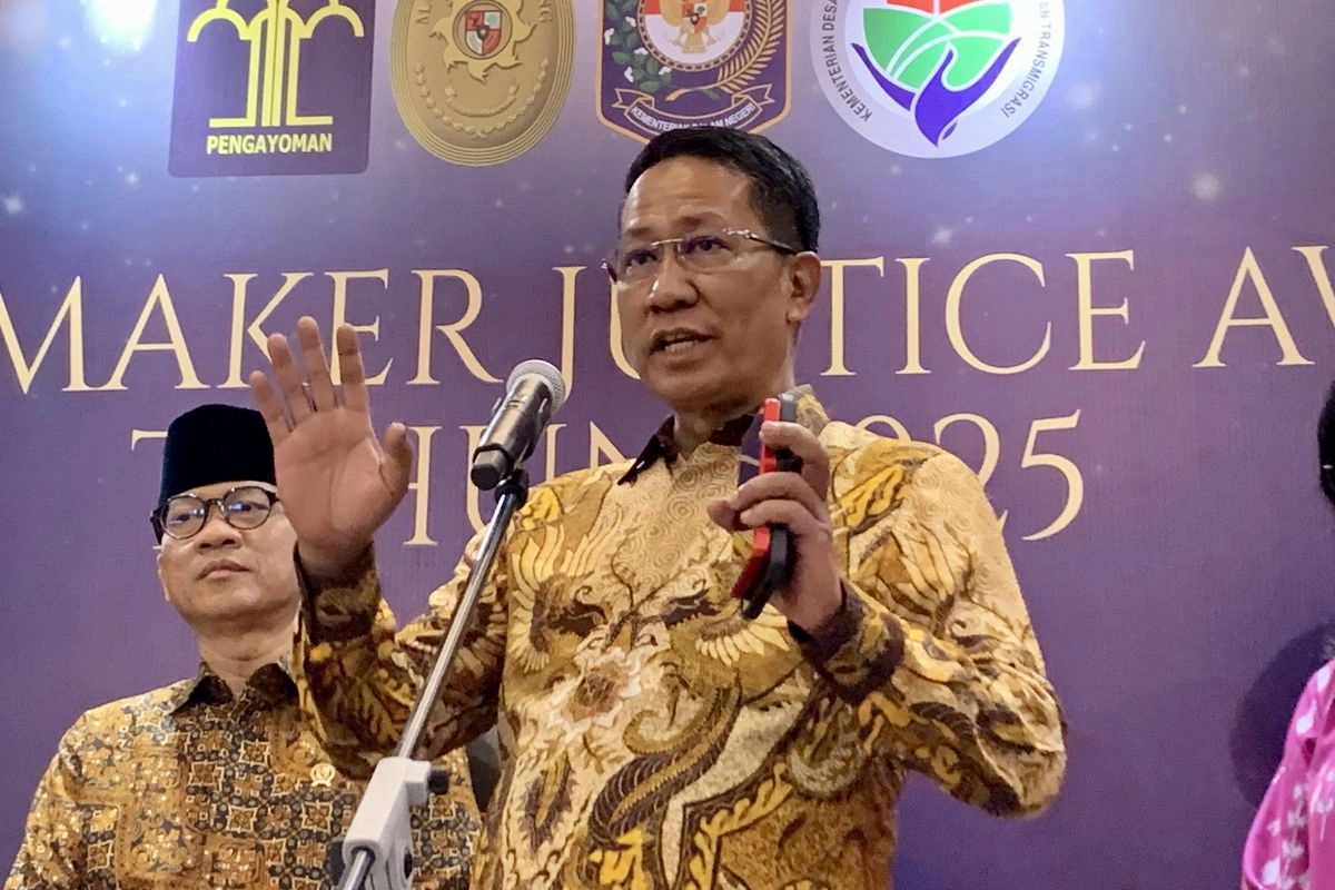 Menkum Sebut Ketentuan Polisi Menjabat di Instansi Lain Perlu Diatur