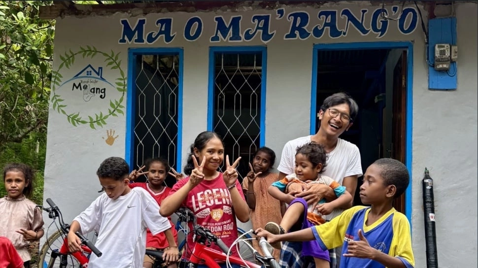 Mengayuh Harapan di Ujung Timur: Dukungan Sepeda untuk Rumah Belajar Melang