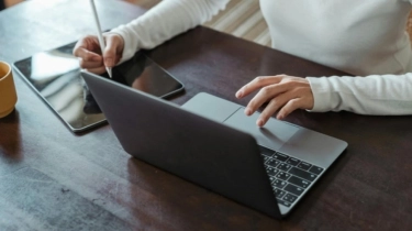 Panduan Lengkap Torrent untuk Pemula, Cara Praktis Berbagi File Besar