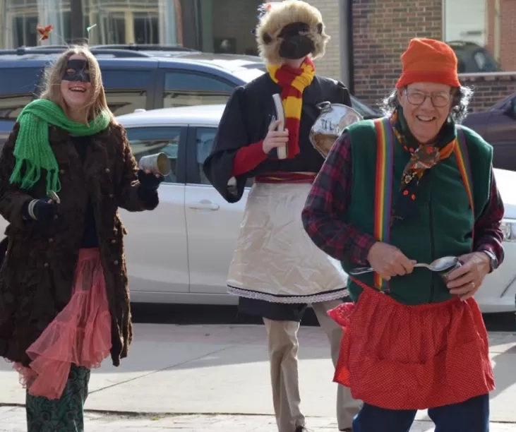 Julebukking, Tradisi Kostum Natal dari Skandinavia yang Menjaga Warisan Komunitas