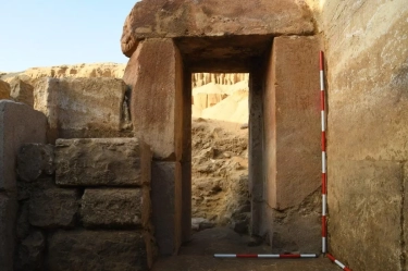Langka! Kuil Matahari Raja Mesir Kuno Ditemukan, Terkubur 120 Tahun di Bawah Sedimen Nil
