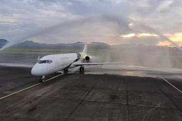 Penerbangan Menuju Indonesia Timur Diperbanyak! Liburan ke Bima dan Lombok Kini Lebih Terjangkau