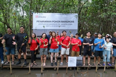 Asuransi Simas Jiwa Tanam 350 Mangrove di PIK, Perkuat Ketahanan Ekosistem Pesisir