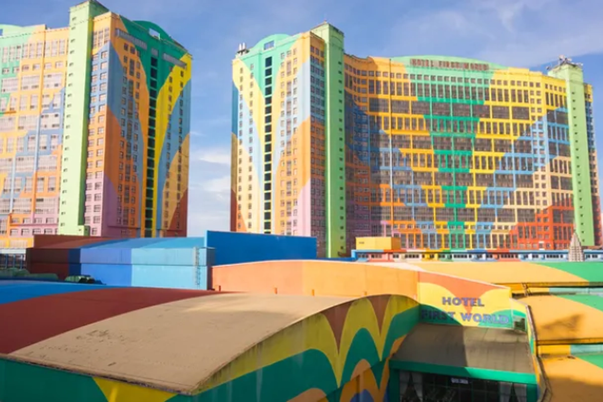 Hotel Terbesar di Dunia Ada di Malaysia, Berapa Tarif Menginapnya?