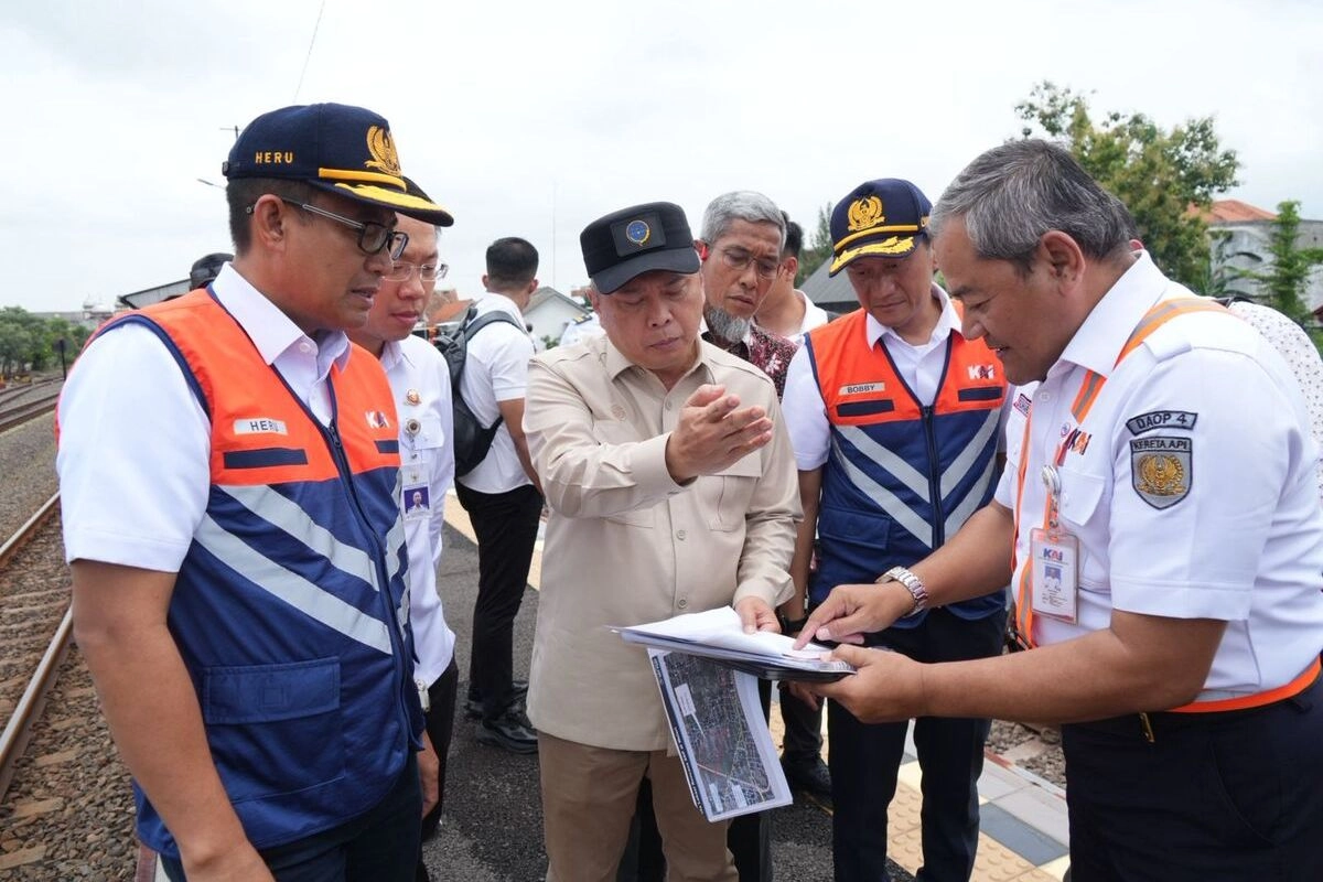 Jaga Keamanan Nataru, Menhub Pastikan Angkutan Barang Dibatasi