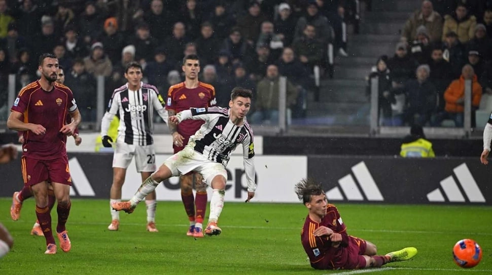 Juventus Menangi Duel Lawan AS Roma, Bertahan di Posisi 5 Klasemen Liga Italia