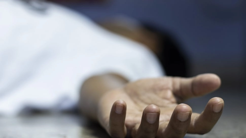 Pensiunan Guru di Sumbar Tewas Bersimbah Darah Usai Salat Subuh