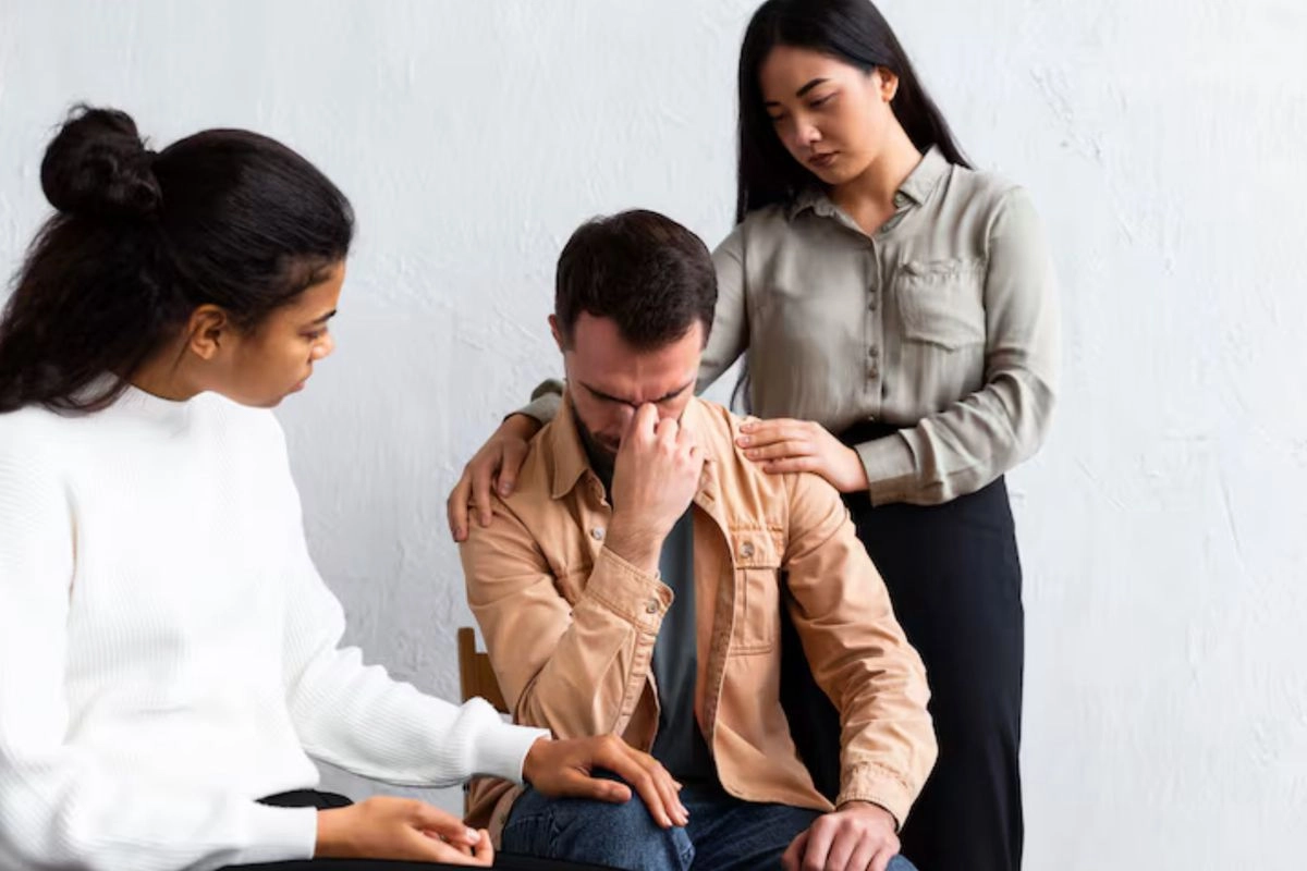 6 Tanda Seseorang Mulai Kecanduan Pinjol Menurut Psikolog, Mengabaikan Risiko