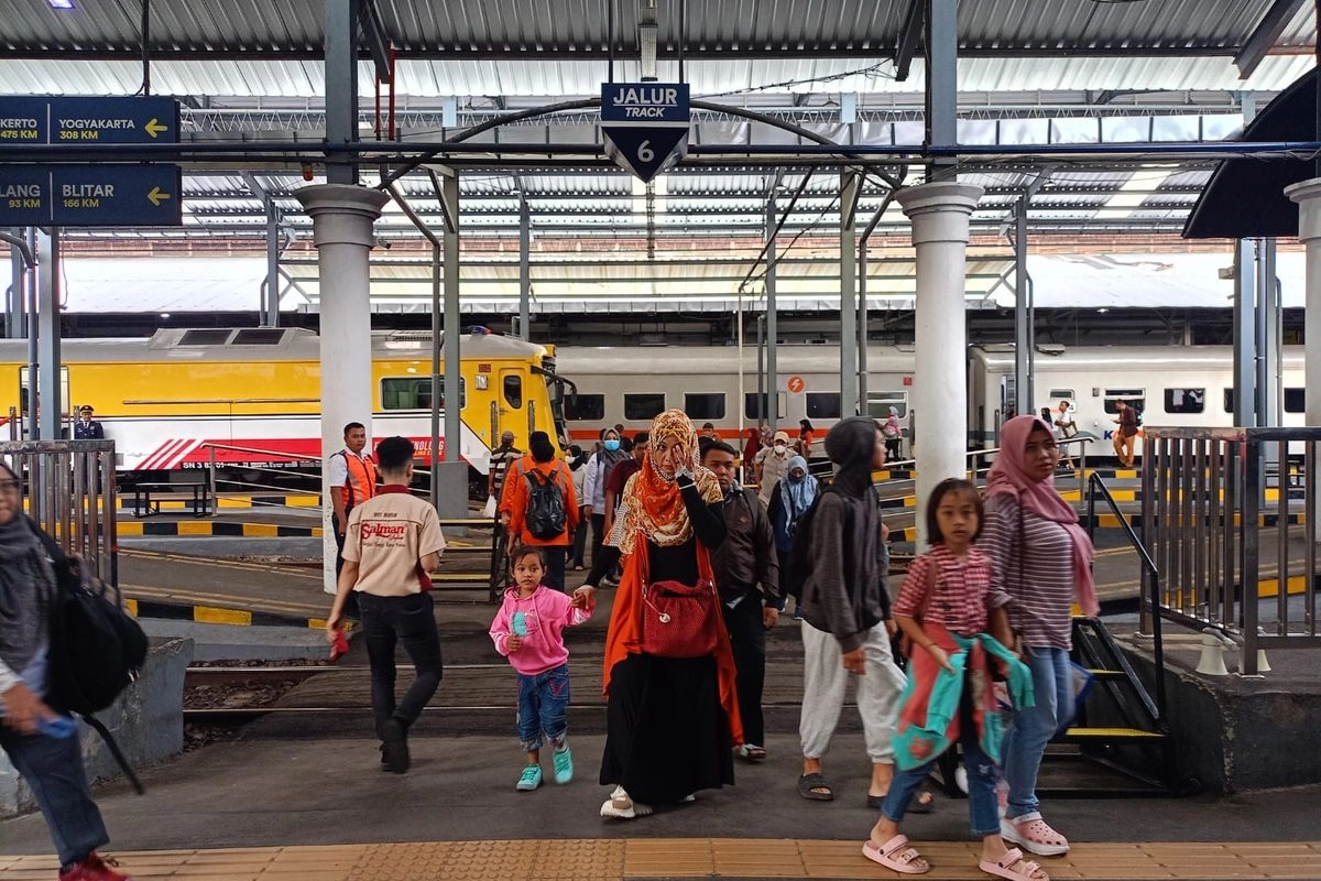 Daftar Diskon Tiket Kereta, Pesawat, Kapal, dan Tol pada Libur Nataru