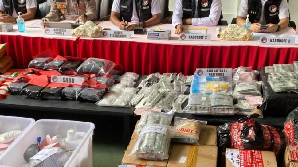 Polda Metro Gulung Jaringan Narkoba Jelang Tutup Tahun: 2054 Tersangka Diciduk, 387 Kg Barbuk Disita