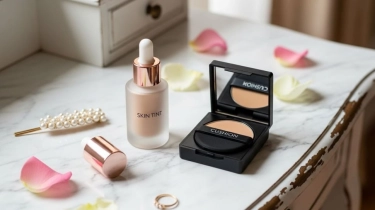 Skin Tint dan Cushion Lebih Ringan Mana? Ini yang Cocok Dipakai Sehari-hari