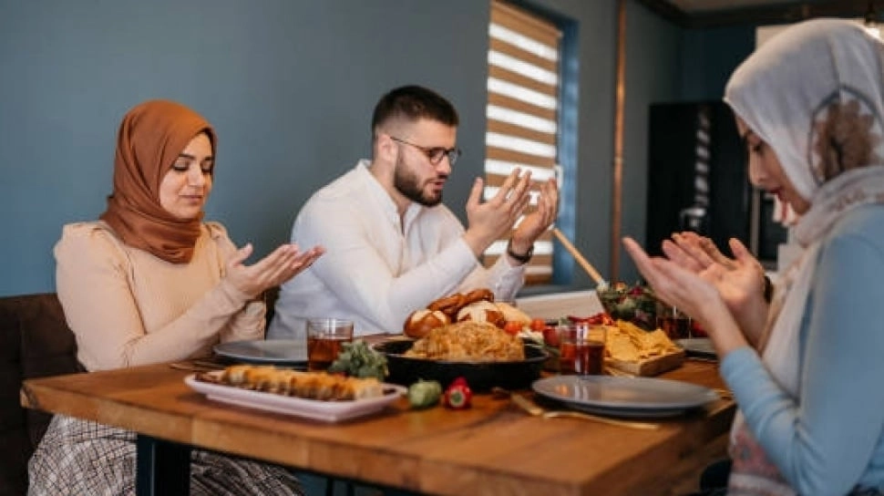 Teks Niat Puasa Rajab Sekaligus Qadha Ramadhan yang Benar, Apa Hukumnya?