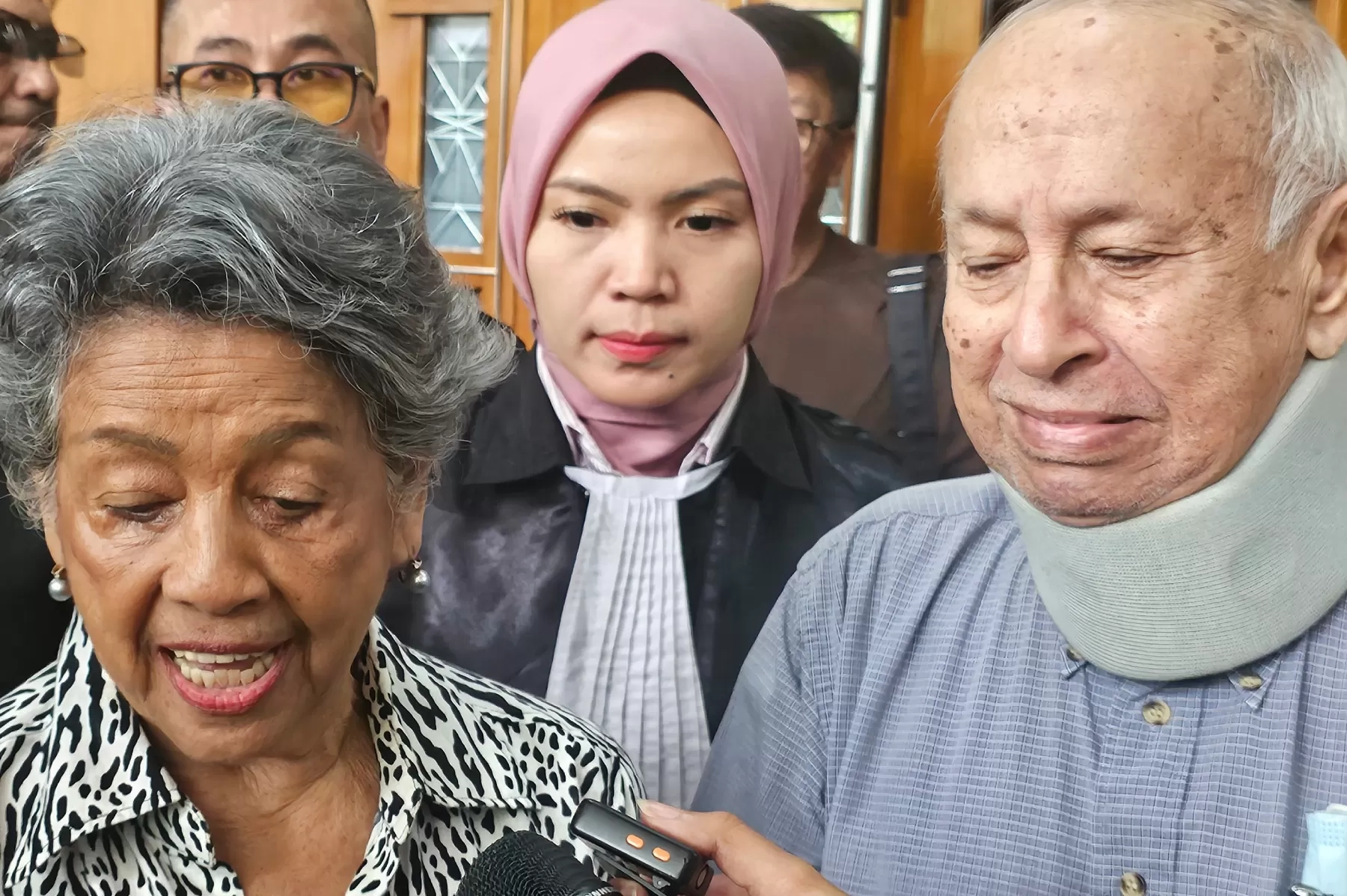 Sidang Nadiem Makarim Ditunda Lagi, Ibunda Ingin Kasus Dugaan Korupsi Chromebook Cepat Selesai