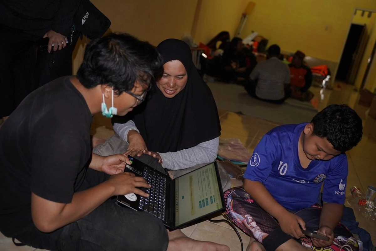 Internet Darurat Dompet Dhuafa Selamatkan Masa Depan Guru Honorer Korban Banjir Aceh