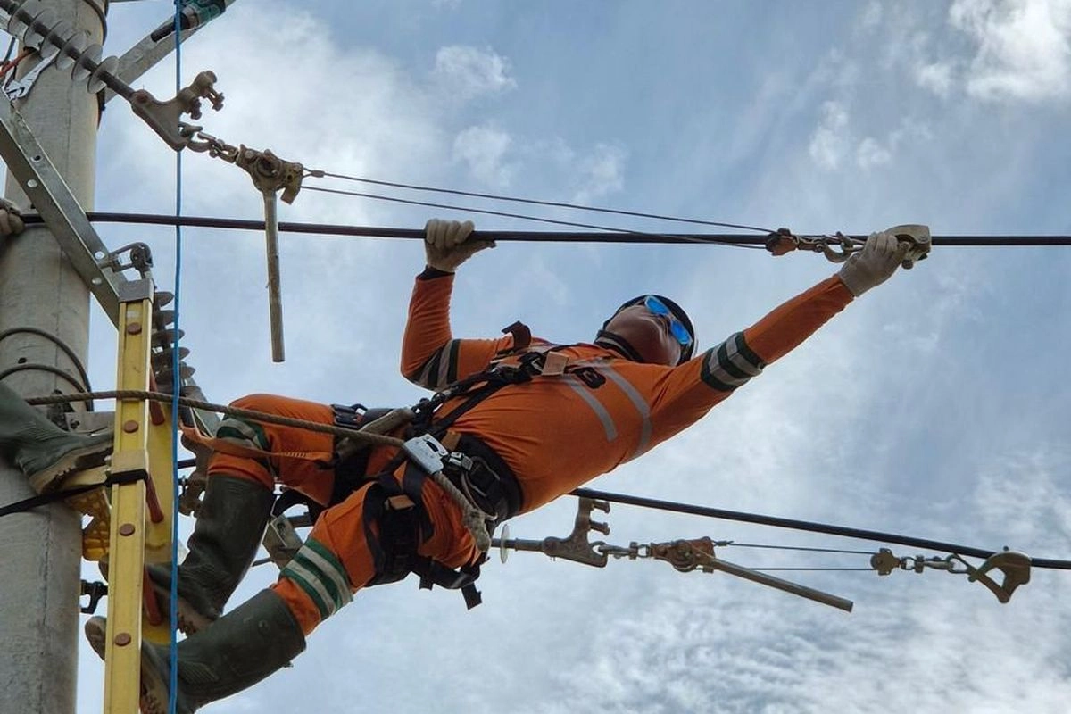 PLN Pastikan Sistem Kelistrikan Aceh Pulih, 20 Gardu Induk Kembali Beroperasi