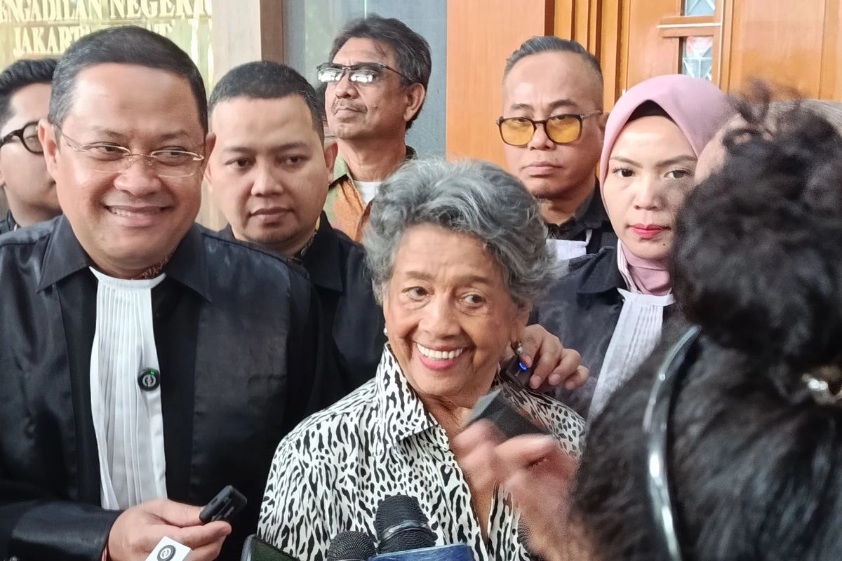 Sidang Nadiem Makarim Ditunda, Ibunda Terima Kasih ke Hakim dan Jaksa