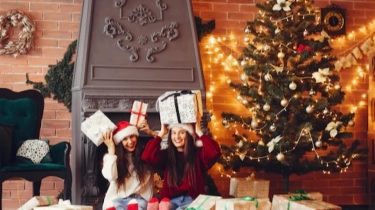 18 Ucapan Selamat Natal 2025 Paling Berkesan: Cocok Dikirim ke Atasan, Sahabat, hingga Si Dia!