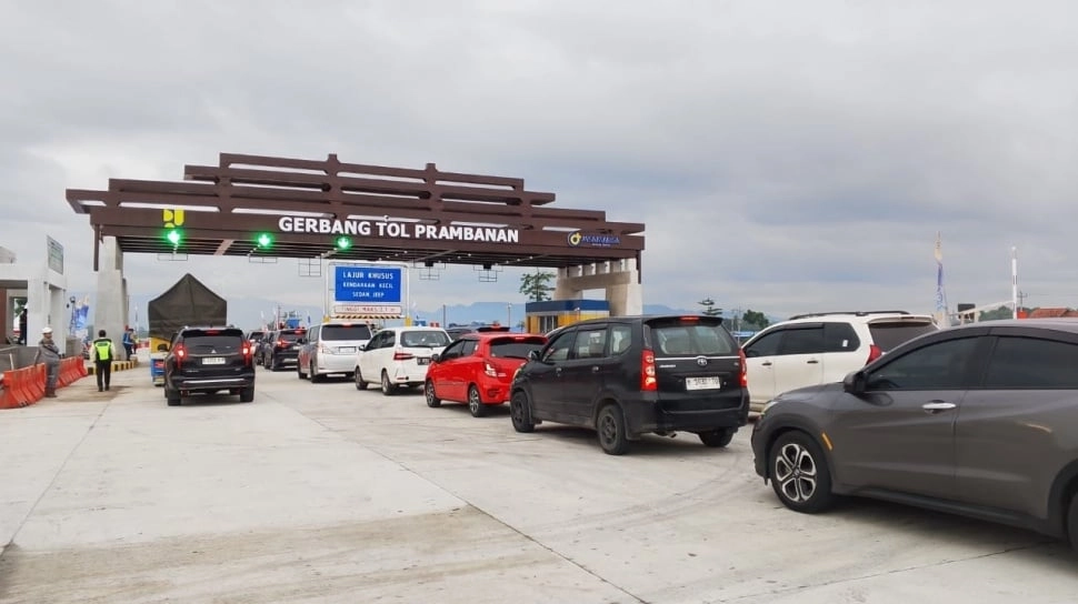 Tren Kenaikan Arus Lalu Lintas di Ruas Regional Nusantara, Tol Jogja-Solo Naik 37 Persen