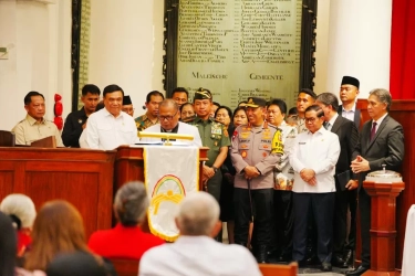 Ibadah Malam Natal, Pemerintah Ajak Jemaat Katedral Doakan Korban Bencana Alam di Sumatera