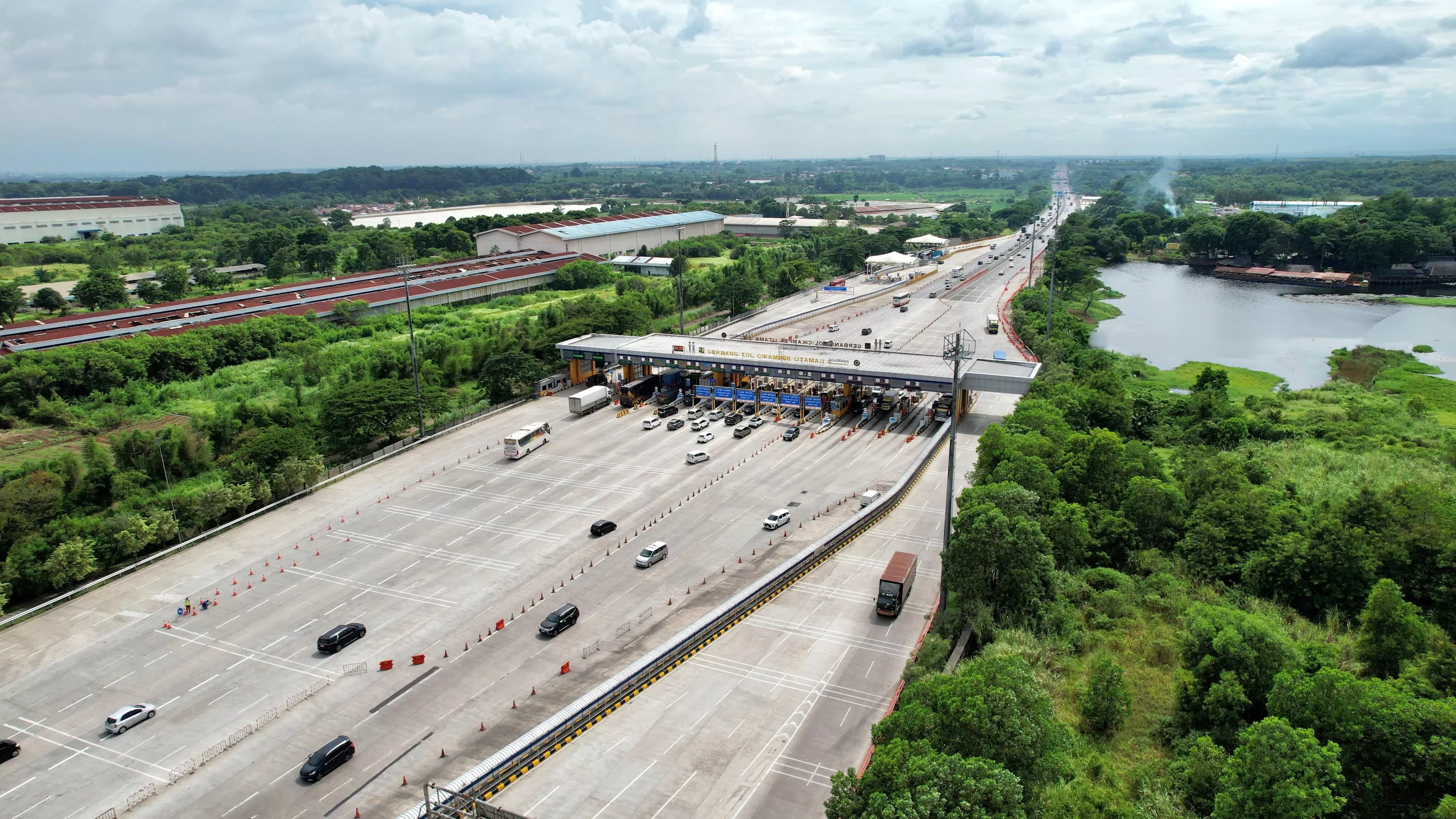 Road Trip dari Lampung ke Semarang Lewat Tol? Ini 7 Ruas Tol yang Perlu Kamu Ketahui!