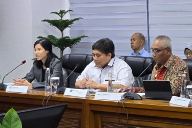 Industri Tekstil di Ujung Tanduk, Banjir Impor dan Kredit Macet Biang Keroknya?