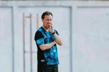 Jean-Paul van Gastel Soroti Atmosfer Pertandingan Persijap Vs PSIM