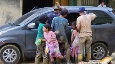 Hampir Sebulan Pasca Banjir Bandang, Aceh Tamiang Masih Berkubang Lumpur dan Menahan Lapar