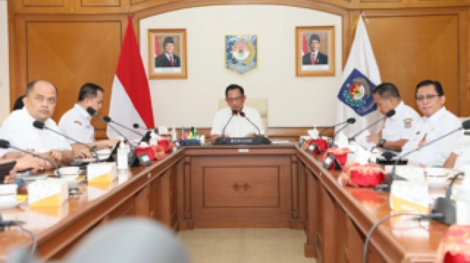 Ketuk Hati Kepala Daerah, Mendagri Tito: Bantu Saudara Kita di Sumatera yang Kena Bencana