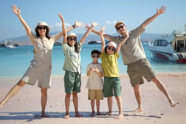 7 Tips Jitu Liburan Akhir Tahun Tanpa Drama: Jalan-Jalan Tetap Seru dan Nggak Boncos