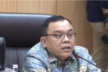 Ketua Komisi VII Kritik Pembayaran Hanya Non-tunai: Menurut UU, Harus Terima Cash