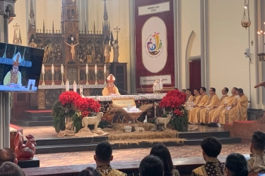 Khidmat dan Hangat, Suasana Misa Pontifikal di Gereja Katedral Jakarta