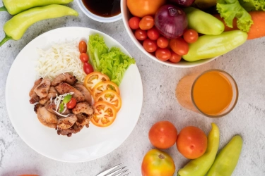 Resolusi Diet Tahun Baru, Ini Tips Sehat Tanpa Menahan Lapar Menurut Dokter