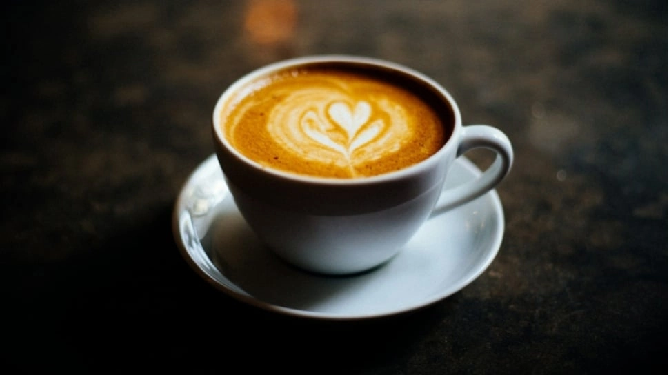 7 Promo Minuman Kopi Spesial Natal 2025 dan Tahun Baru, Jangan sampai Ketinggalan!