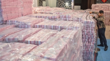 ICW 'Sentil' Kejagung Pamer Gunungan Uang: Pencitraan, Korupsi Rp 300 T Menguap