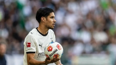 Kevin Diks Optimis Bawa Gladbach Bangkit di Bundesliga Usai Jeda Musim Dingin