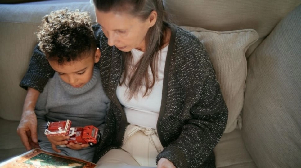 Terlihat Mapan, Tapi Rentan: Mengapa Keluarga Butuh Strategi Keuangan Jangka Panjang