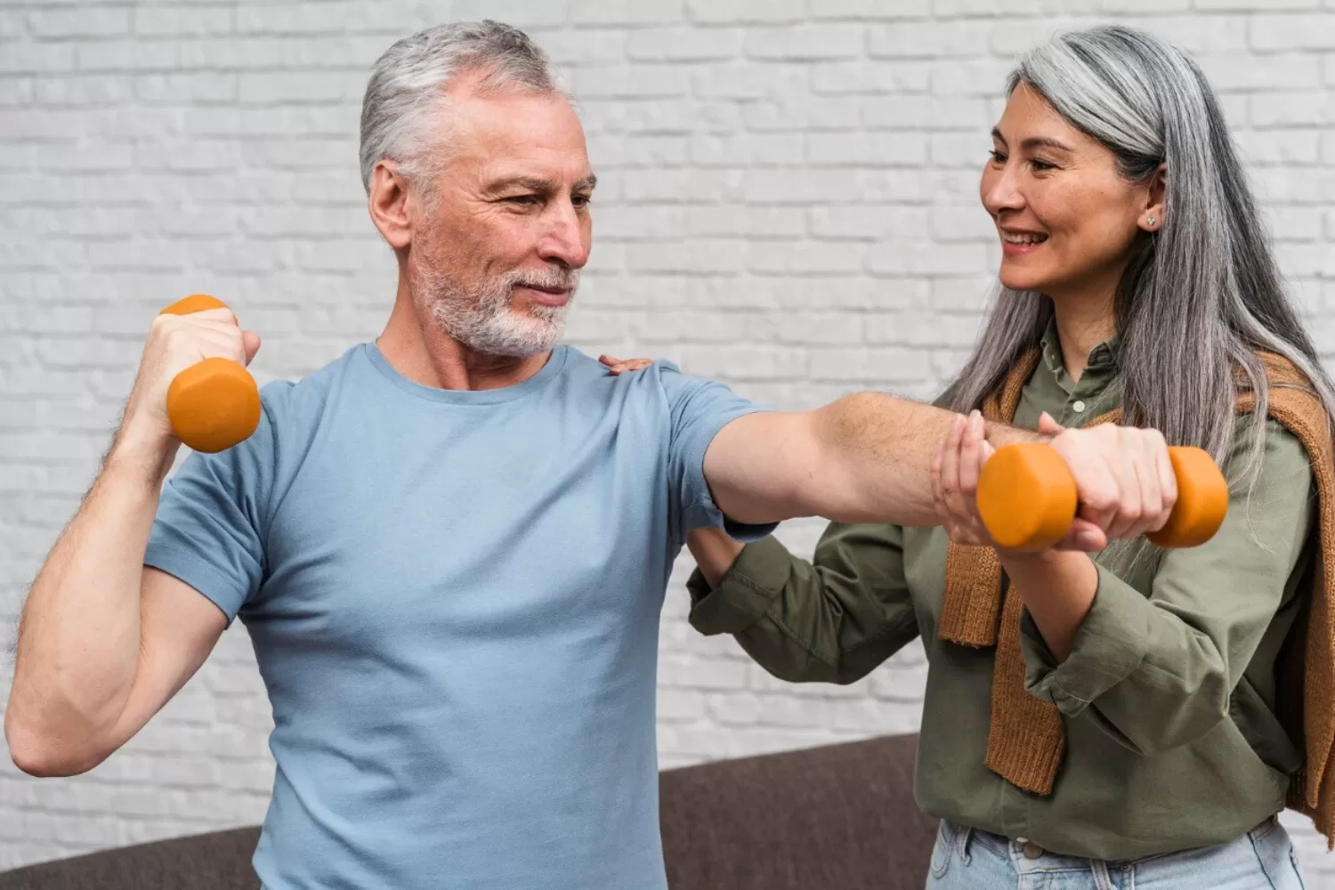 9 Rutinitas Harian di Usia 60-an yang Membantu Tetap Sehat, Aktif, dan Bugar di Usia 85 Tahun