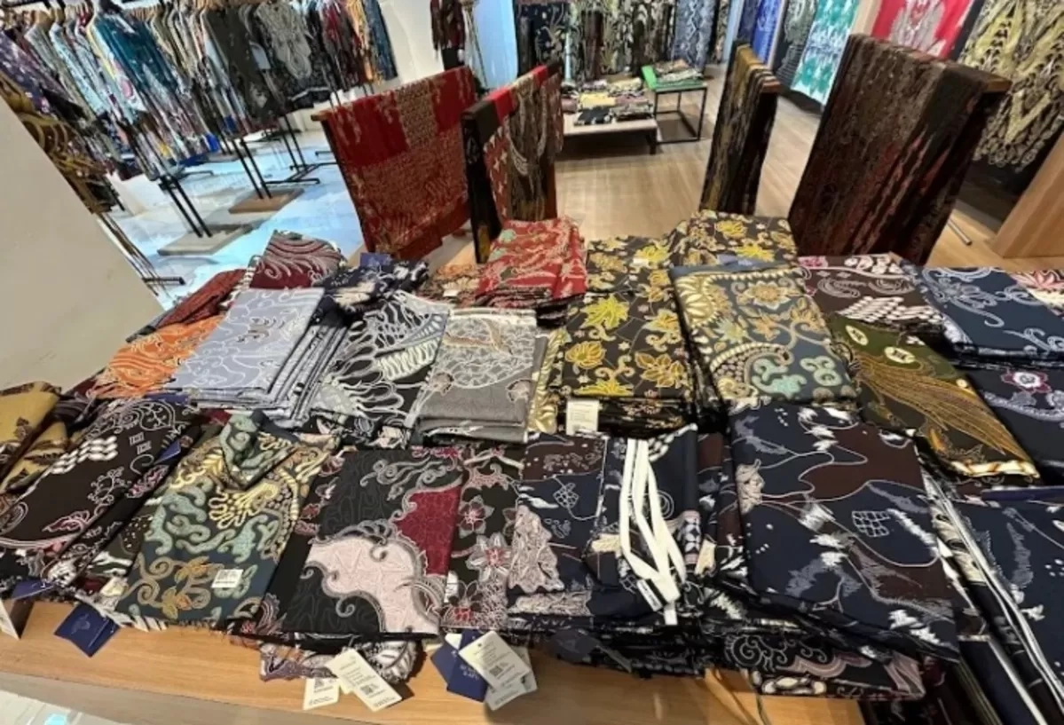 Ke Jogja Belum Sah Kalau Belum Beli Oleh-Oleh Batik, Berikut 3 Surganya Batik Murah di Yogyakarta