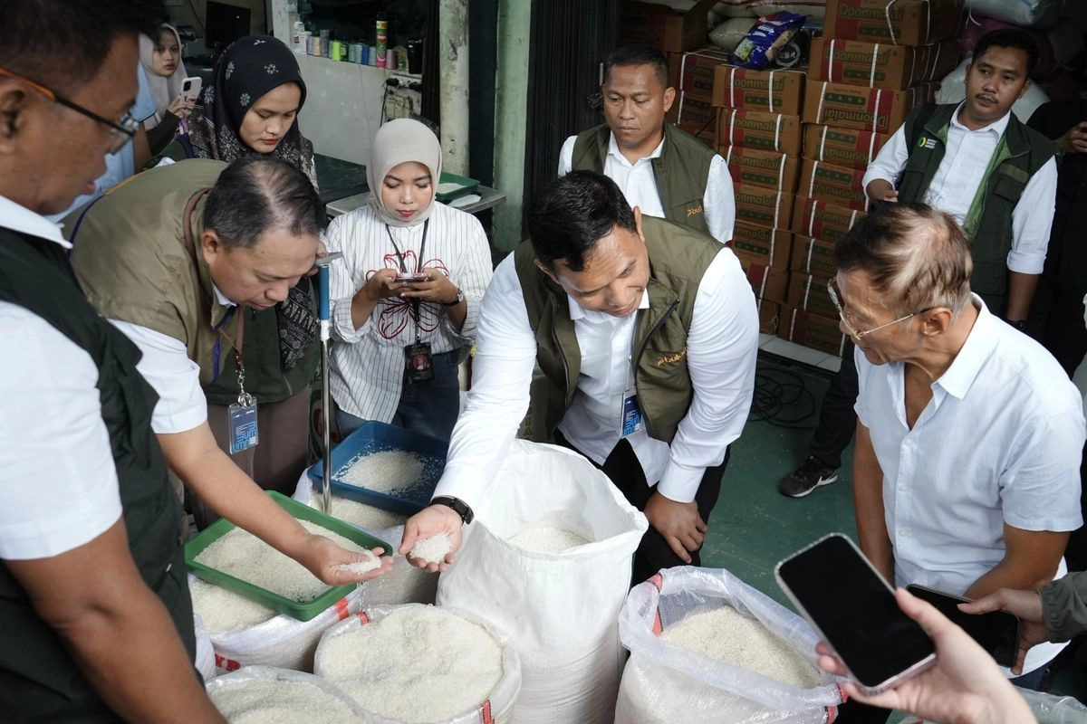 Bulog Pastikan Stok dan Harga Beras Stabil Jelang Tahun Baru 2026