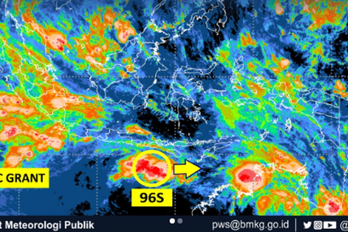 BMKG Ingatkan Potensi Gelombang Tinggi hingga 4 Meter Imbas 2 Siklon Tropis