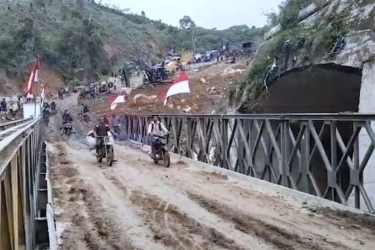 Jembatan Bailey Rampung, Akses Bener Meriah-Eks Simpang KAA Kembali Tersambung
