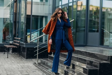 5 Kombinasi Warna Outfit 2026 untuk Tampil Casual dan Elegan, Berikan Cahaya Kemandirian dan Keharmonisan