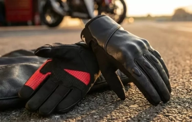 7 Panduan Lengkap Memilih Sarung Tangan Motor agar Nyaman dan Aman saat Berkendara